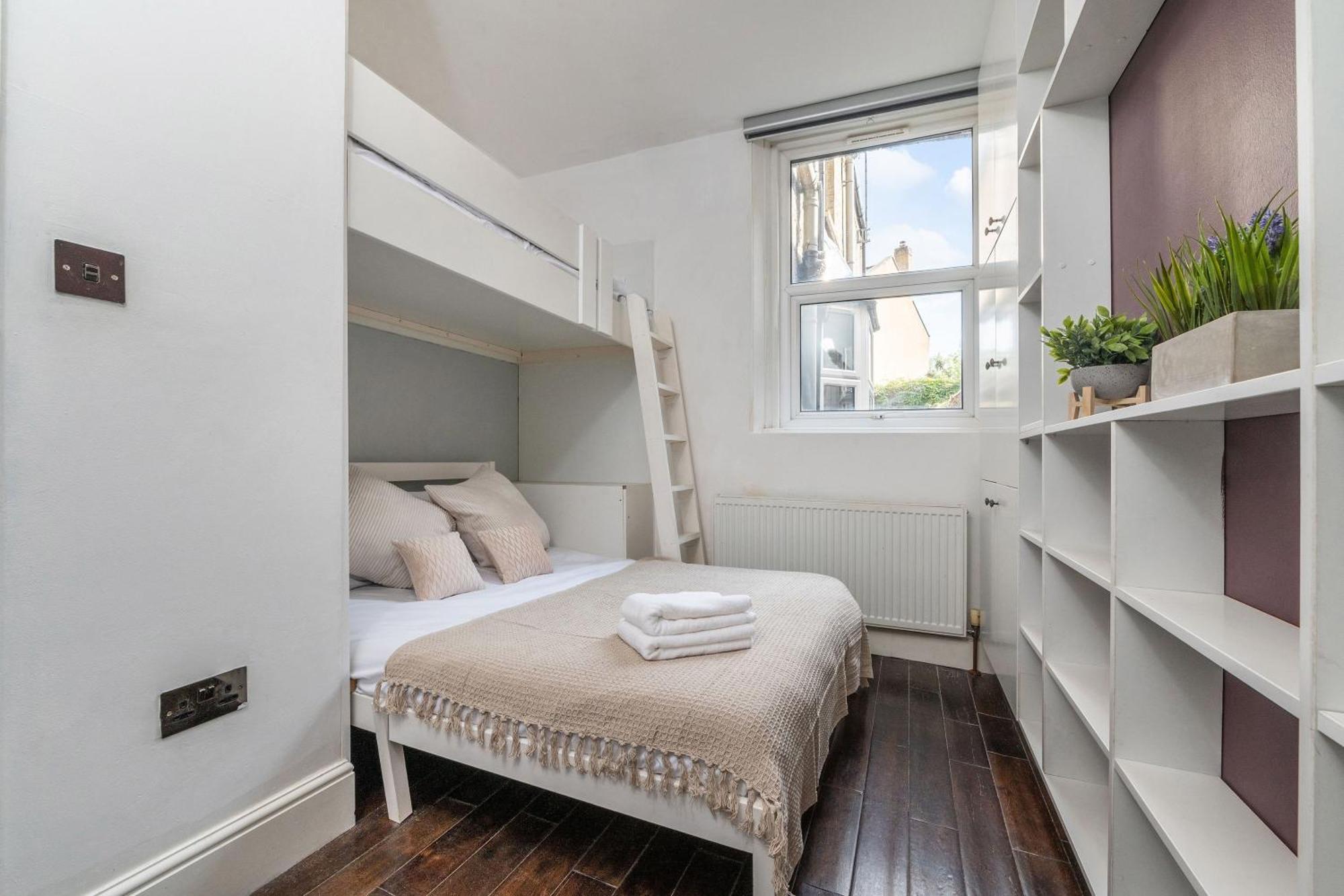 Stylish By Eye With A Small Garden Апартаменты